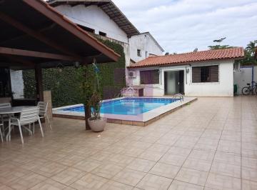 Casa · 552m² · 5 Quartos · 4 Vagas · Enseada !!!! Proximo a Praia.