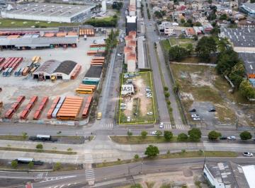 Terreno · 1995m² · SUPER TERRENO DE ESQUINA COM AREA DE 1995M2