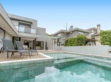 Casa · 350m² · 4 Quartos · 4 Vagas · Casa com piscina no condomInio Le Parc, 4 suItes, 4 vagas