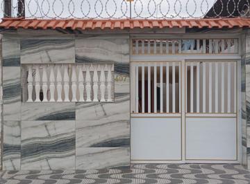 slxqswk2nzrinjzimjc0ogfj_md · CASA MARAVILHOSA, 300 METROS DO MAR, MARACANÃ, - Apenas R$ 419.000,00