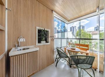 Apartamento · 108m² · 3 Quartos · 1 Vaga · Apartamento impecavel, face Norte, reformado, na melhor localizacao do Cabral!
