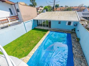 Casa · 249m² · 3 Quartos · 2 Vagas · TRIPLEX NO CAJURU, PROXIMO AO SHOPPING JD. DAS AMERICAS.