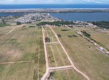 Terreno · 586m² · Terreno em Condomínio em Lagoa dos Esteves, Balneário Rincão/SC
