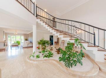 Casa · 641m² · 4 Quartos · 4 Vagas · Casa à venda - em Butiatuvinha