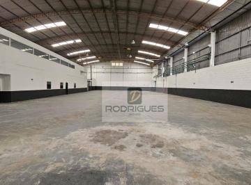 53c807f86e34f669c3d9d7da73d68921257748e7 · Galpão para alugar, 1800 m² por R$ 40.000,00/mês - Serraria - Diadema/SP