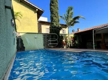 Casa · 330m² · 5 Quartos · 3 Vagas · Sobrado à venda no Jardim América – Goiânia