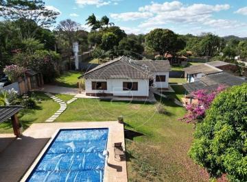 Rural · 2136m² · 6 Quartos · 12 Vagas · Chácara à venda no Condomínio Parque dos Cisnes | 660 m² | Terreno de 2.136 m²