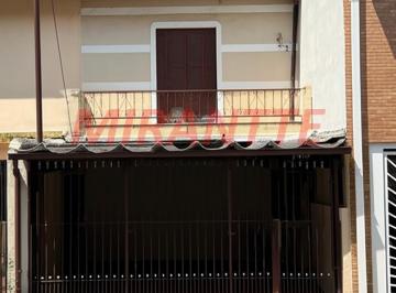 b3b78b1110d83c638ed5287a105c54c2.jpg · Sobrado de 68m² com 2 quartos