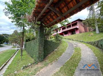 Casa · 400m² · 5 Quartos · 4 Vagas · Chacara estilo fazenda para a familia em condominio de Igarata ! A venda!