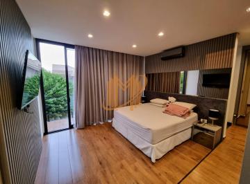 Casa · 270m² · 3 Quartos · 5 Vagas · Sobrado no Condomínio Ibiti Royal Park de 270m²