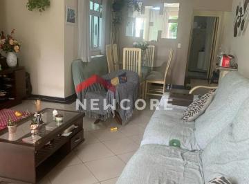 Casa · 170m² · 4 Quartos · 3 Vagas · Casa em  Rua Itapiru - Centro - Salto/SP
