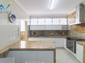 Apartamento de 4 quartos, Brasília · Excelente apartamento na quadra 314 da Asa Sul.