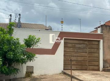 Casa · 121m² · 3 Quartos · 2 Vagas · Vende-se casa no Campos Elísios em ótima localização.