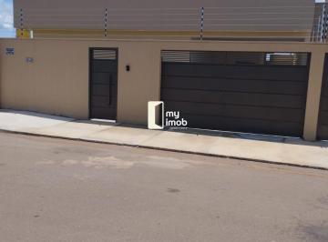 Casa · 109m² · 3 Quartos · 2 Vagas · Vende-se casa de esquina com 3/4 no Campos Elísios-Anápolis/GO
