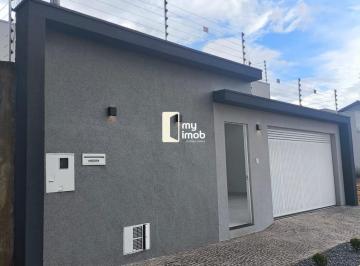 Casa · 200m² · 3 Quartos · 2 Vagas · Casa de 3 Quartos com Suite no Jardim Itália