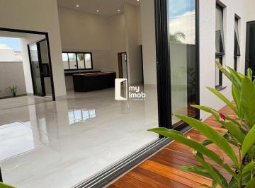 Casa · 360m² · 3 Quartos · 4 Vagas · Casa Alto Padrão 3 Suíte e Piscina no Condomínio Gaudí Anápolis