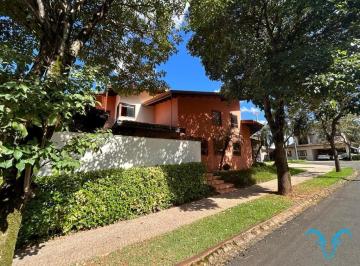 Foto 02 · Sobrado à venda em Valinhos, Santa Cruz, com 3 suítes, com 280 m²