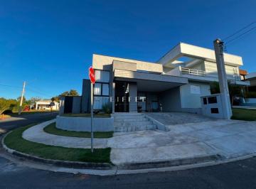 Casa · 196m² · 3 Quartos · 6 Vagas · Casa à venda em Sorocaba, Alto da Boa Vista, com 3 suítes, com 196 m², Condomínio Le France