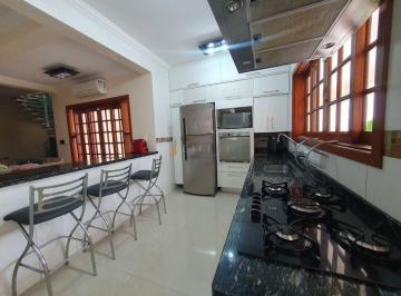 Casa · 330m² · 3 Quartos · 4 Vagas · Casa à venda em Votorantim, Residencial Votorantim Park II, com 3 suítes, com 330 m²