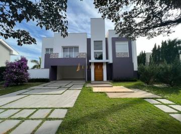 Casa · 550m² · 4 Quartos · 6 Vagas · Casa à venda em Araçoiaba da Serra, Condomínio Lago Azul, com 4 suítes, com 550 m²