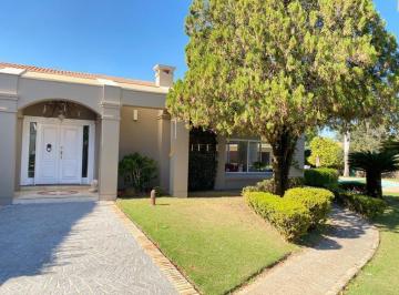Casa · 1000m² · 5 Quartos · 8 Vagas · Casa à venda em Votorantim, Condomínio Residencial Santa Maria, com 5 suítes, com 1000 m²