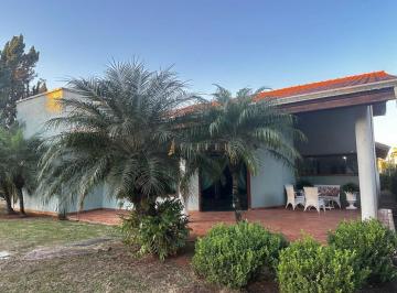 Casa · 495m² · 4 Quartos · 5 Vagas · Casa à venda em Araçoiaba da Serra, Condomínio Portal do Sabiá, com 4 suítes, com 495 m²