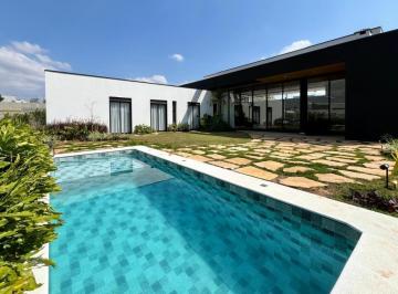 Casa · 233m² · 3 Quartos · 4 Vagas · Casa à venda em Araçoiaba da Serra, Condomínio Village Ipanema, com 3 suítes, com 233 m²