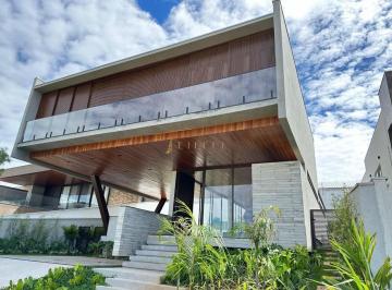 Casa · 360m² · 3 Quartos · 4 Vagas · Casa à venda em Votorantim, Alphaville Nova Esplanada, com 3 suítes, com 360 m²