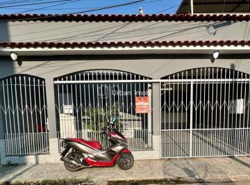 Casa · 2 Quartos · 1 Vaga · Casa com 2 quartos e varanda, Três Poços, VR-RJ