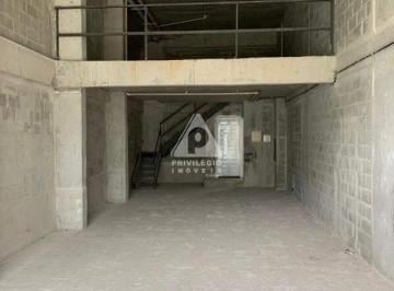 Terreno · 124m² · 2 Vagas · Oportunidade Comercial Exclusiva – Loja de 124m² no Frames Residence