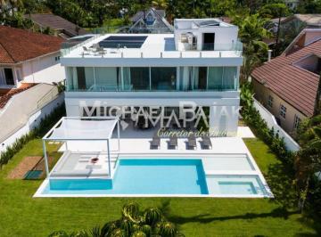 Casa · 874m² · 7 Quartos · 2 Vagas · Excelente oportunidade