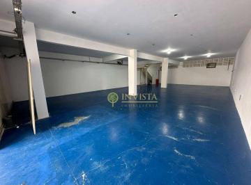 a23939c324c1405a44a85619722b6bd7f1f28d2b · PARA LOCAÇÃO - 220m² de área privativa, 2 vagas de garagem no bairro Saco Grande
