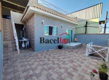 Casa · 193m² · 2 Quartos · 1 Vaga · Casa de rua :  / Residencial / Encantado