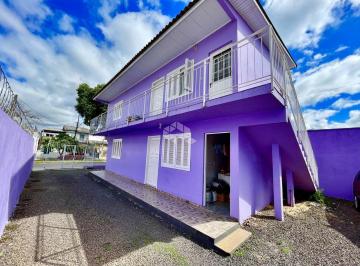 eaf86b50-6a6b-436f-87a3-f93ec3d18632 · Prédio Residencial com 4 apartamentos amplos, no bairro Sarandi, em Porto Alegre.