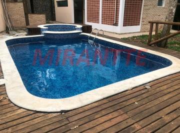 8a8e3ffdd977372b24a3329bcd4a3a14.jpg · Cond. fechado de 370m² com 4 quartos