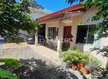 a6507453 · Casa, 2 dormitórios, 70 m², em São João do Rio Vermelho