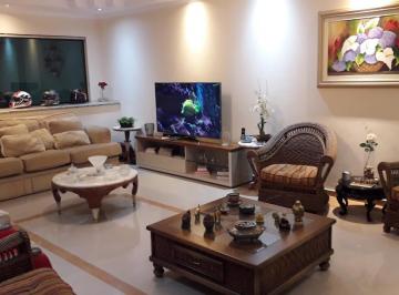 Casa · 550m² · 4 Quartos · Casa à venda - no Jardim Regina