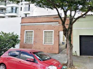 Terreno de 4 quartos, São Paulo · Terreno à venda no Bairro da Lapa na Rua Guaricanga