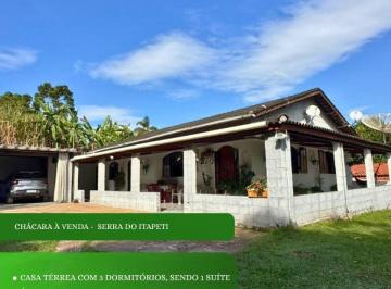 Casa de 3 quartos, Guararema · Chácara em Guararema SP