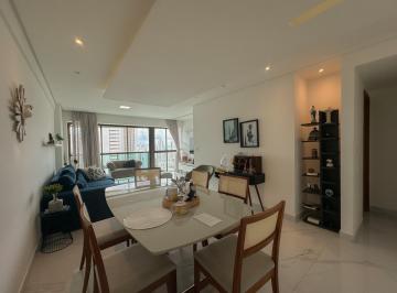 Apartamento · 136m² · 4 Quartos · 2 Vagas · Apartamento à venda no Edifício Allures Village em Boa Viagem, com 136m², 4 quartos 3 suítes e duas