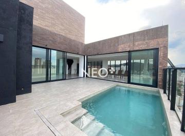 1f5952a342fb6842a416ef33efb33c8a59289738 · Cobertura Exclusiva com Vista Deslumbrante para o Mar – Um Refúgio de Luxo e Conforto