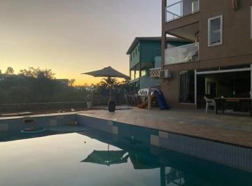 Casa · 420m² · 4 Quartos · 10 Vagas · Casa com 880m² de Terreno e 420m² de área Construída -Venda