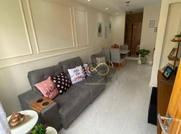Casa · 48m² · 2 Quartos · 2 Vagas · Casa em Jardim Izildinha, Guarulhos/SP de 48m² 2 quartos à venda por R$ 330.000,00