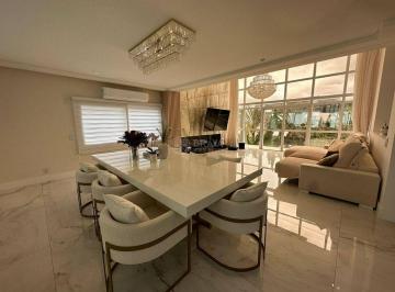 Casa · 880m² · 6 Quartos · 4 Vagas · Casa em Fazenda, Itajaí/SC de 880m² 6 quartos à venda por R$ 17.000.000,00