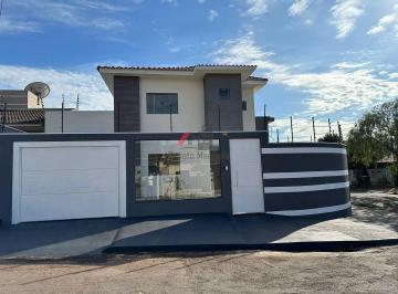 Casa · 135m² · 3 Quartos · Sobrado em Conjunto Novo Centauro, Arapongas/PR de 135m² 3 quartos à venda por R$ 490.000,00