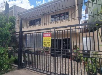 Casa · 200m² · 5 Quartos · 2 Vagas · Sobrado em Sítio Cercado, Curitiba/PR de 200m² 5 quartos à venda por R$ 490.000,00