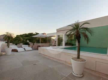 Apartamento · 478m² · 5 Quartos · 2 Vagas · Cobertura em Boa Viagem, Niterói/RJ de 478m² 5 quartos à venda por R$ 4.900.000,00