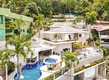 Casa · 660m² · 4 Quartos · 3 Vagas · Casa em Piratininga, Niterói/RJ de 660m² 4 quartos à venda por R$ 9.000.000,00