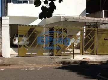 Casa · 226m² · 6 Quartos · 3 Vagas · Sobrado em Vila Matarazzo, Londrina/PR de 226m² 6 quartos à venda por R$ 490.000,00