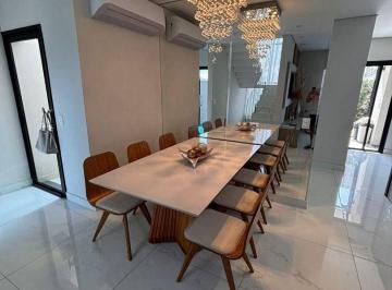 Casa · 250m² · 3 Quartos · 4 Vagas · Sobrado em Jardim Celeste, Jundiaí/SP de 250m² 3 quartos à venda por R$ 1.690.000,00